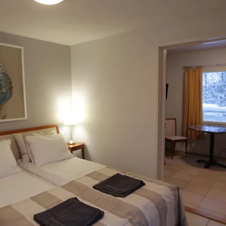 Urkin Piilopirtti Hotel 3*