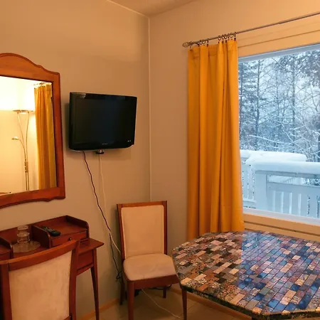 Urkin Piilopirtti Hotel Pinsio