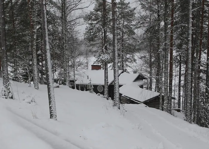 Hotelli Urkin Piilopirtti Pinsio