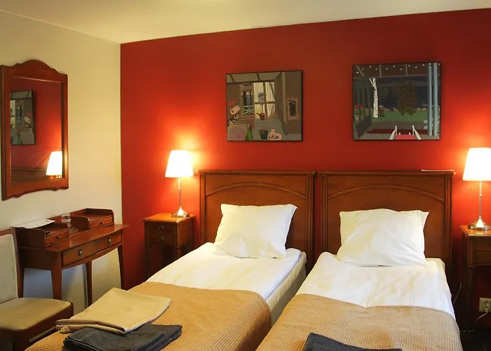 Urkin Piilopirtti Hotelli 3*